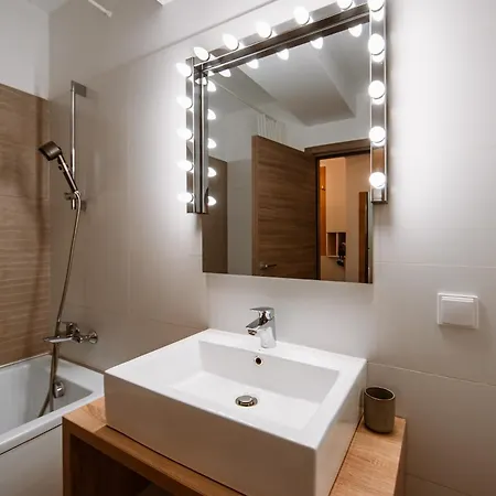 Unirii Square Luxury Soho Piata Unirii * Бухарест