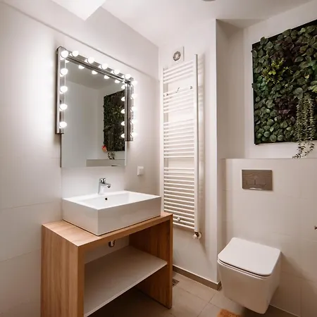 Unirii Square Luxury Soho Piata Unirii * Бухарест